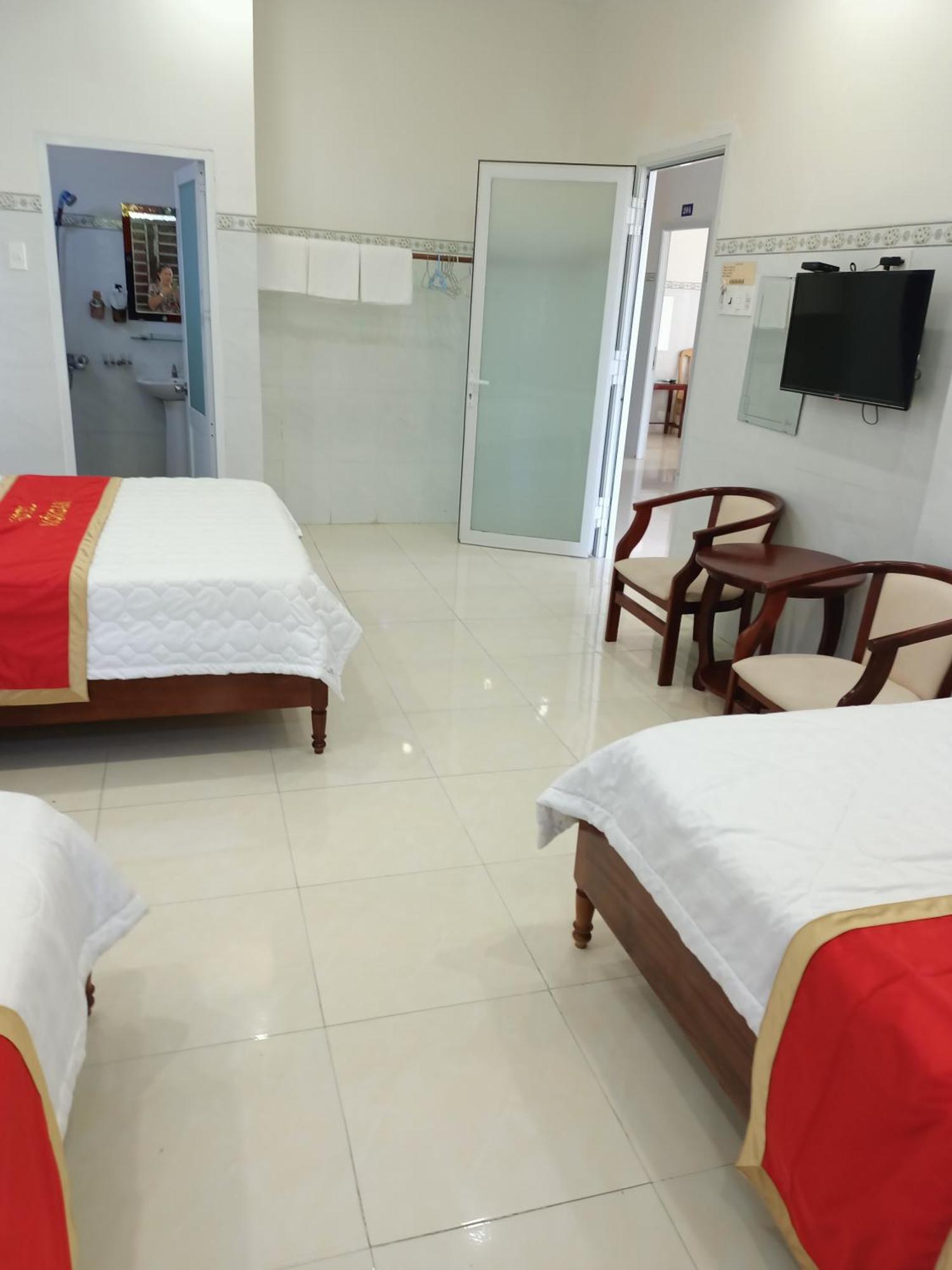 Khach San Mong An Hotel Vĩnh Hy Exterior photo