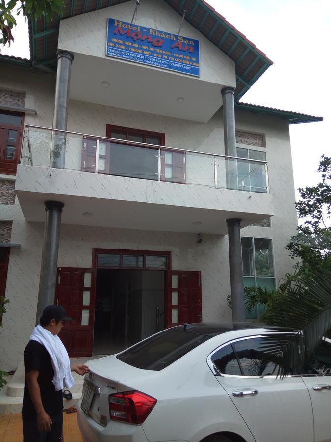 Khach San Mong An Hotel Vĩnh Hy Exterior photo