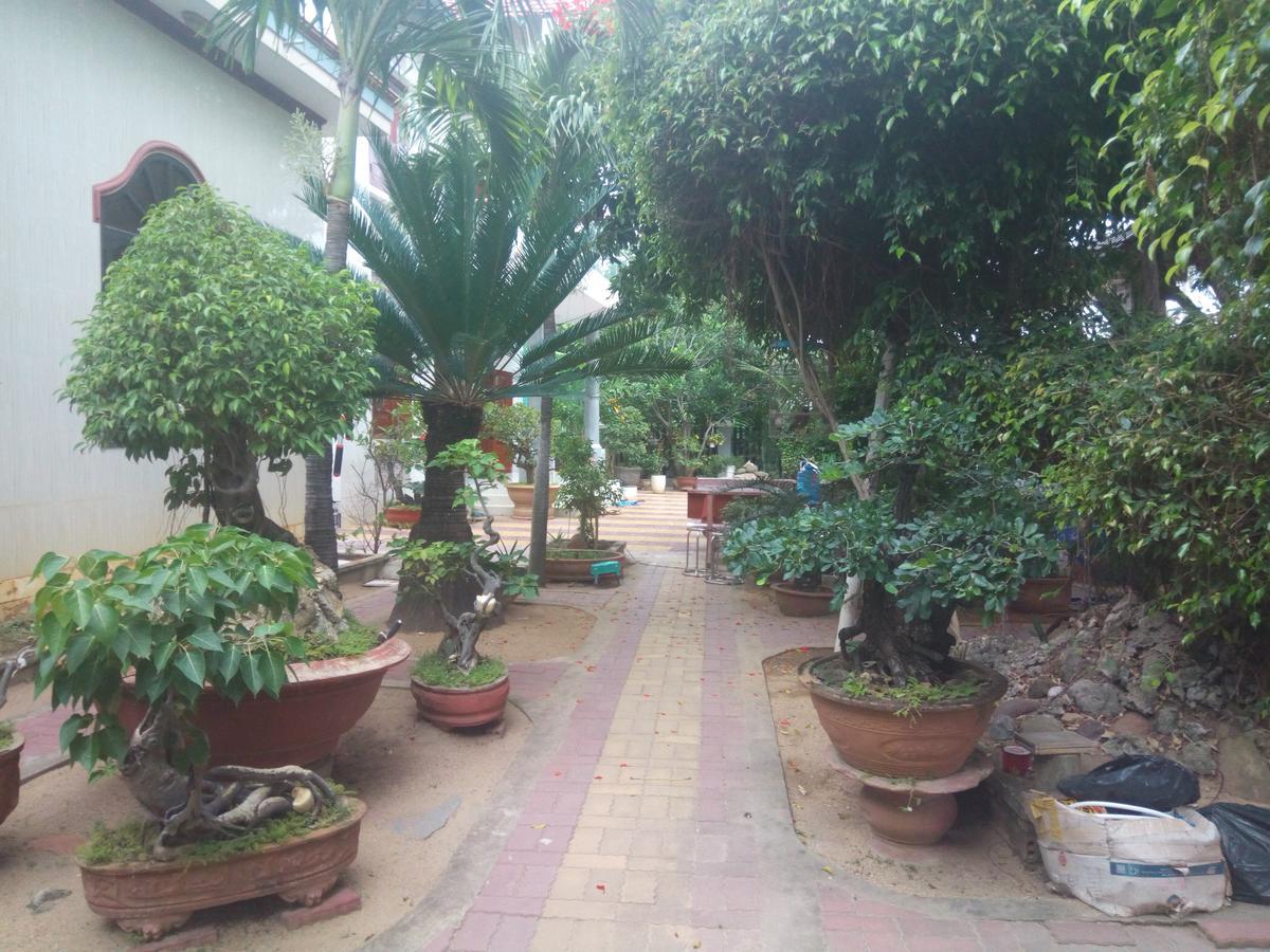 Khach San Mong An Hotel Vĩnh Hy Exterior photo